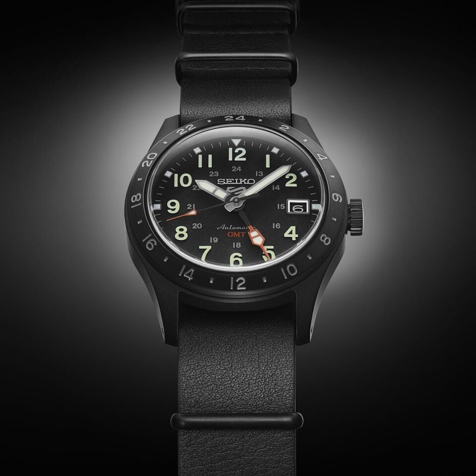 Seiko 5 Sports GMT SSK025K Erkek Kol Saati SSK025K1